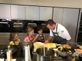 Tobias Bätz kocht mit Kindern